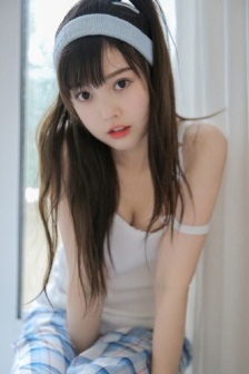 极黑的布伦希尔特